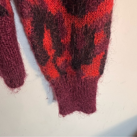 KAREN MILLEN Sz M Red Black Pink Animal Pattern Mock Neck Wool Mohair Sweater - Picture 3 of 7